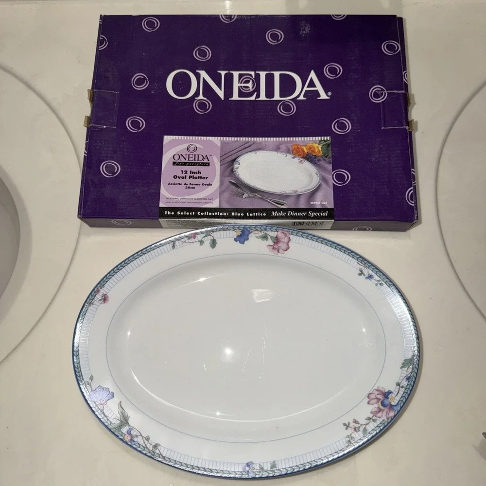 Oneida Fine Porcelain Blue Lattice Oval Platter 12